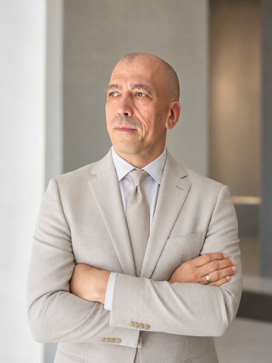 Александр Деменко